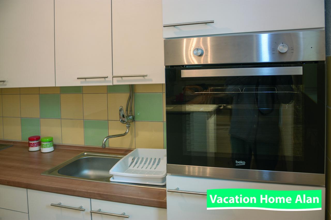Vacation Home Alan Kulen Vakuf Extérieur photo